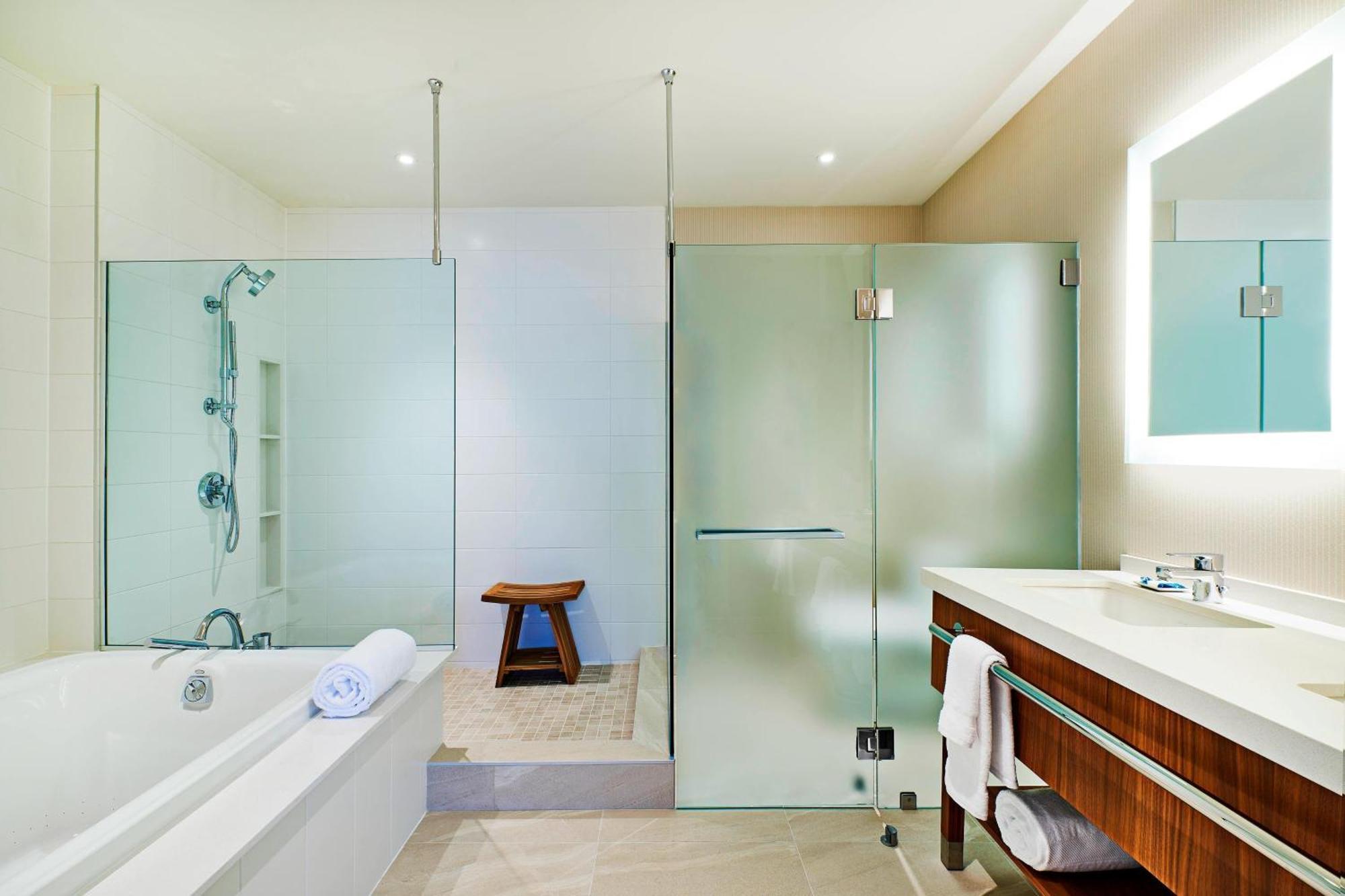 Delta Hotels By Marriott Dartmouth Buitenkant foto