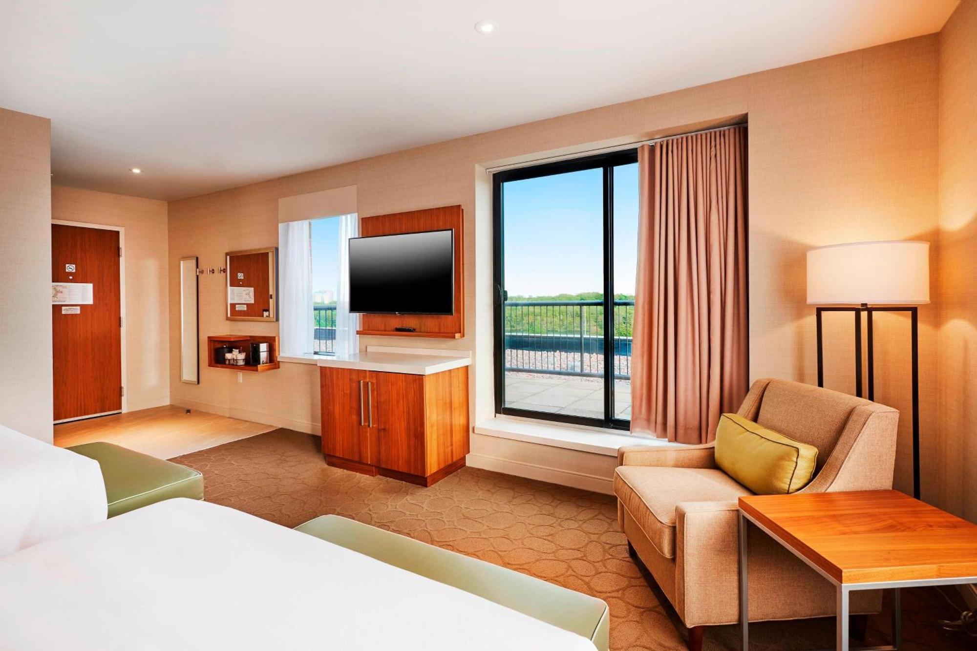 Delta Hotels By Marriott Dartmouth Buitenkant foto